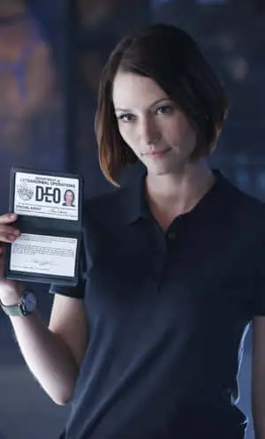 Chyler Leigh Stunning Pose