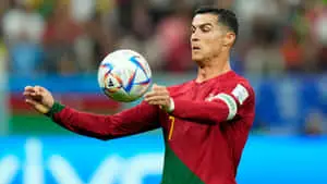 Ronaldo Stands Out From The Crowd 