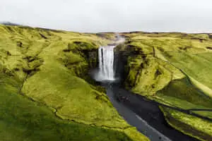 Enjoy the wonders of nature with this stunning super high resolution landscape photo